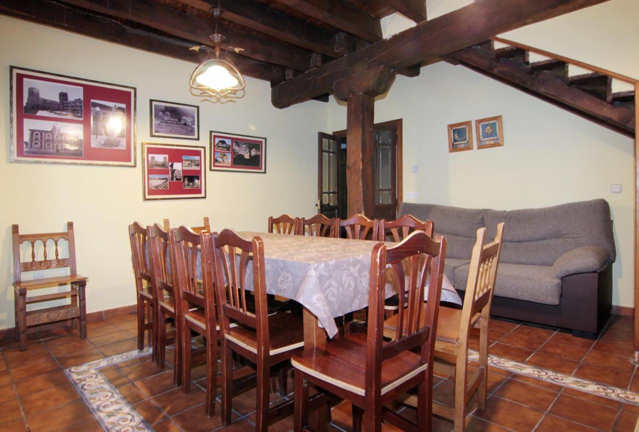 Hotel Rural Los Abuelos Монтемайор-де-Пилилья Экстерьер фото
