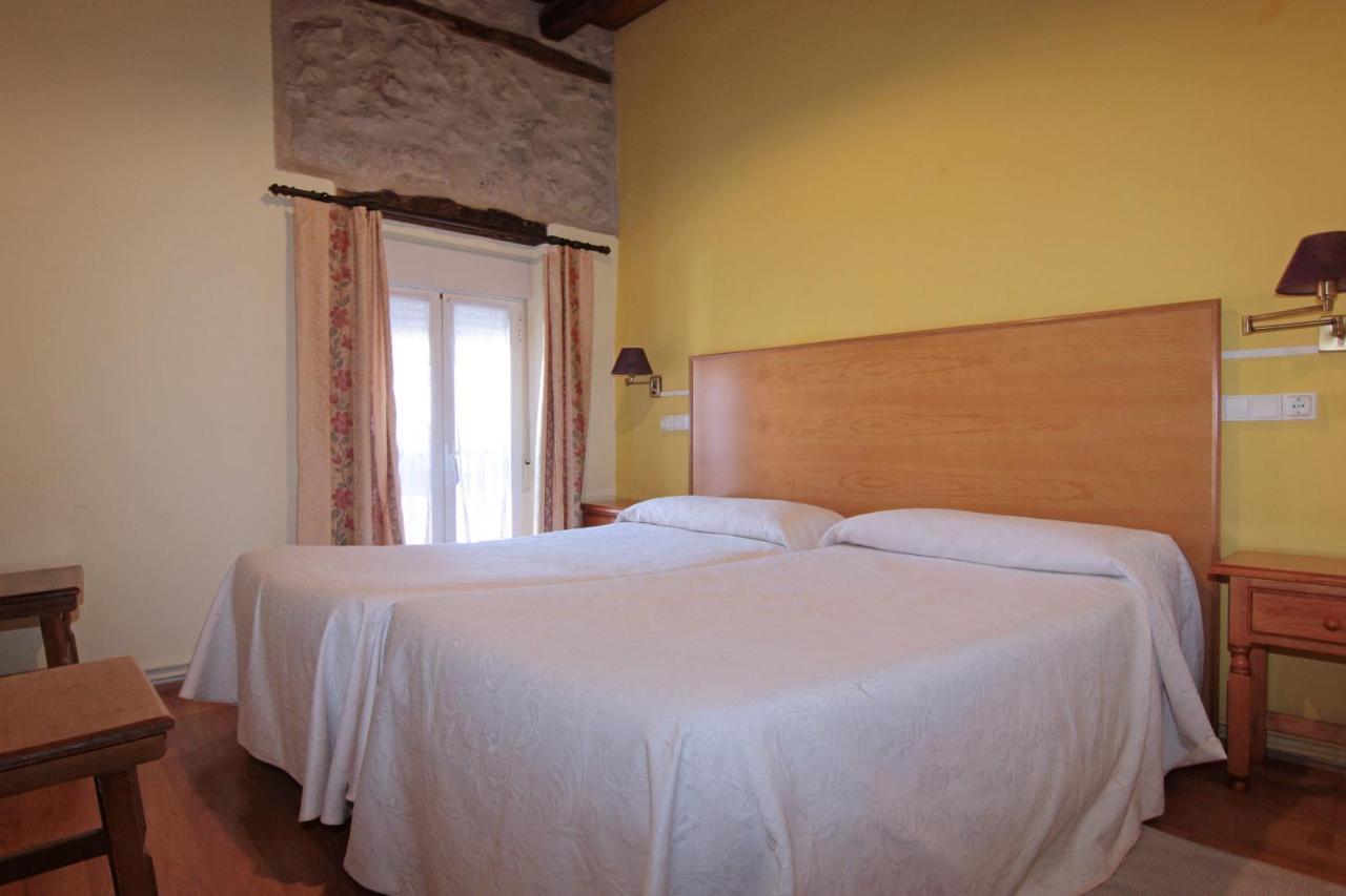 Hotel Rural Los Abuelos Монтемайор-де-Пилилья Экстерьер фото